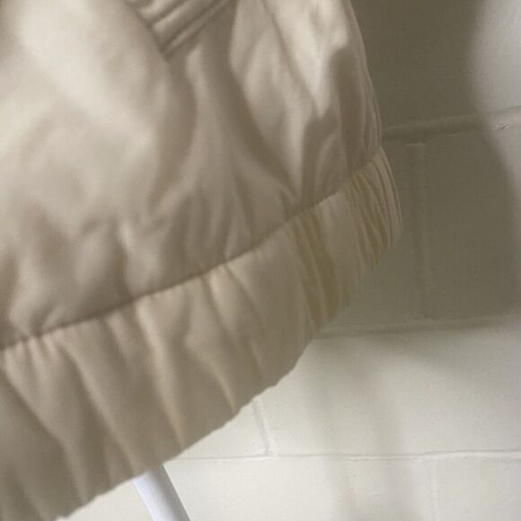 BCBG MAXAZRIA Beige Pleated Jacket Womens Size Medium Full Zip Pockets - Picture 10 of 13